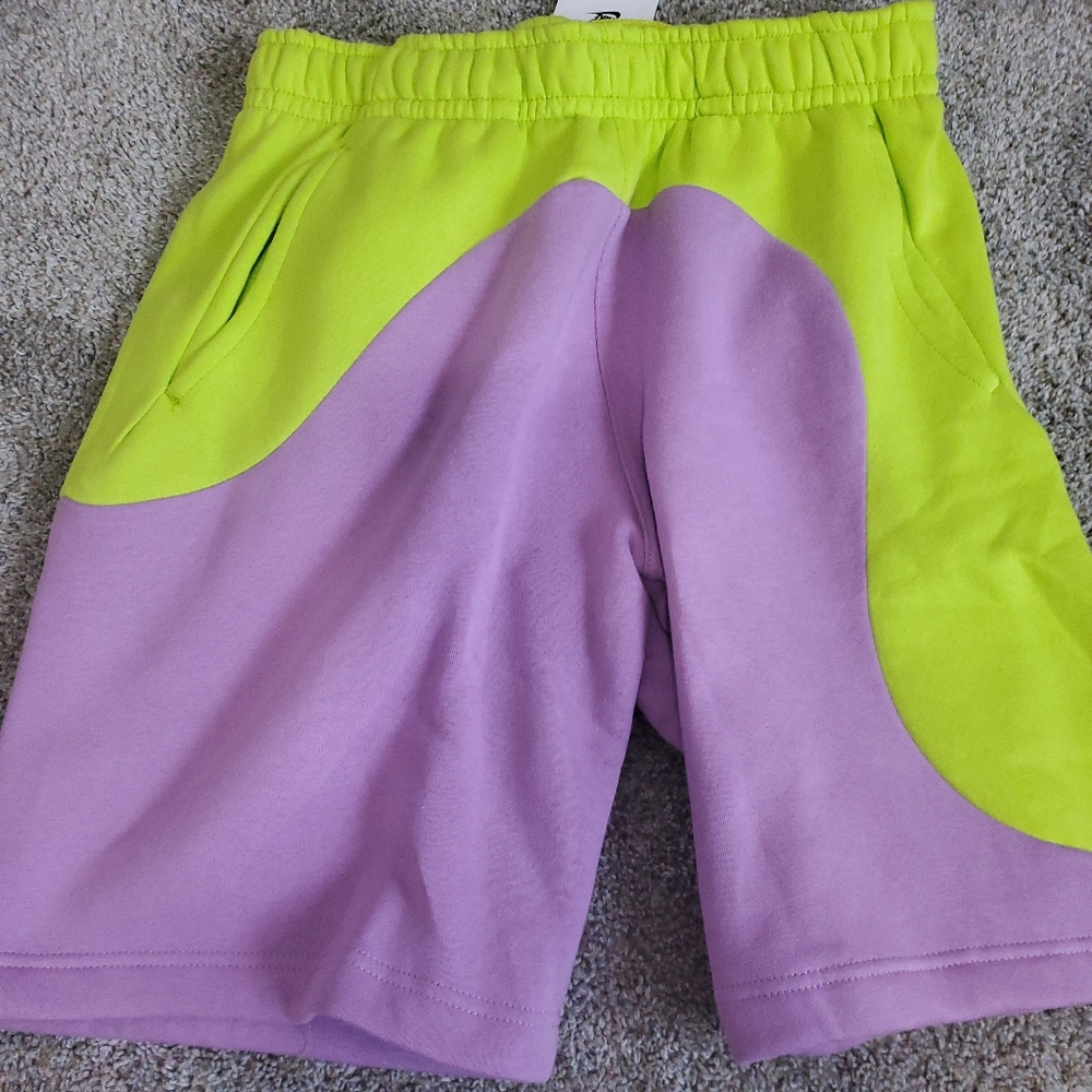NIKE Men’s CLUB FLEECE COLOR CLASH SHORTS Sz. Small NEW DR9856-321 $55